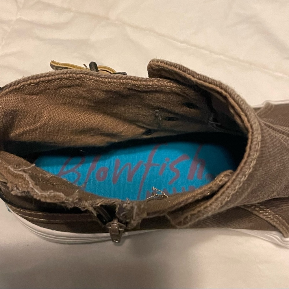 Blowfish Tan High-Top Sneakers with Blue Insole